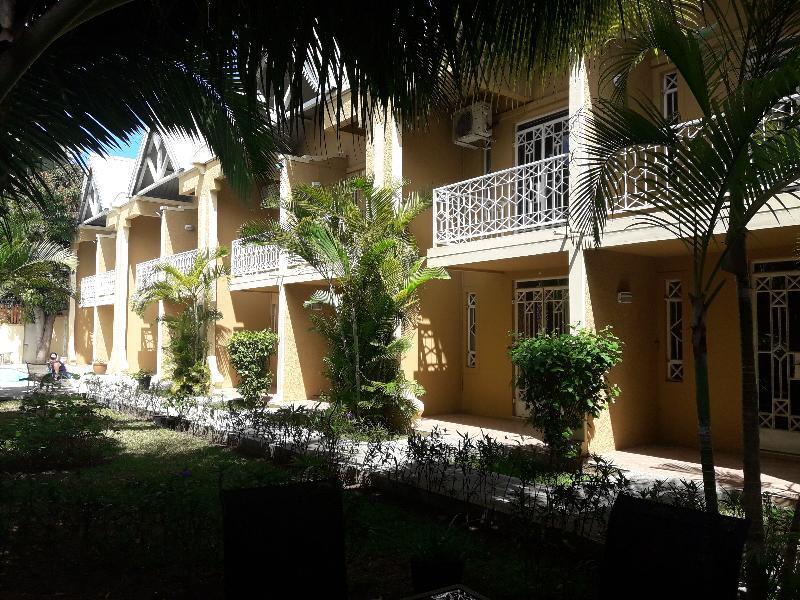 Elysee Residence Trou aux Biches Bagian luar foto